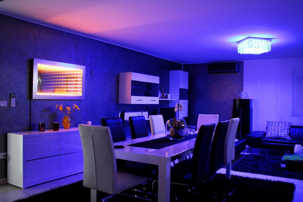 Apartments Villa Lili Umag Quarto foto